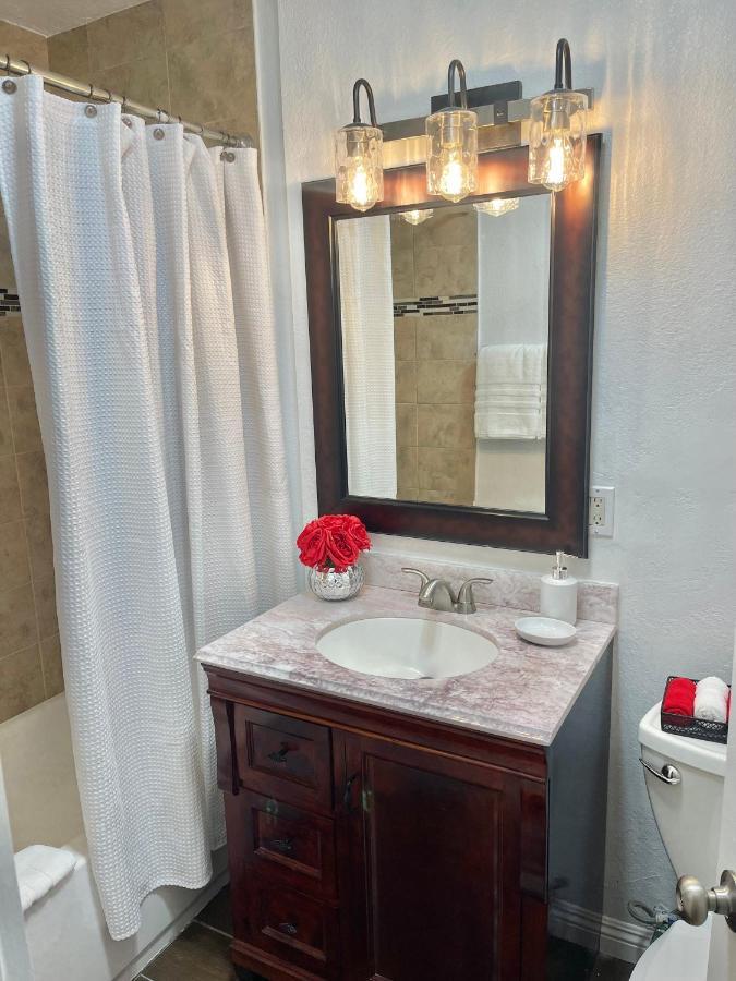 “Beautifull Cozy Studio…With Private Entrance” Las Vegas Eksteriør billede