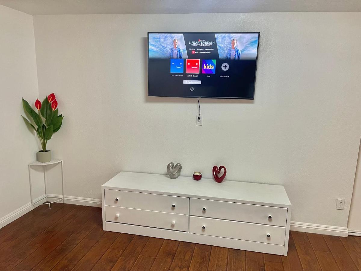 “Beautifull Cozy Studio…With Private Entrance” Las Vegas Eksteriør billede